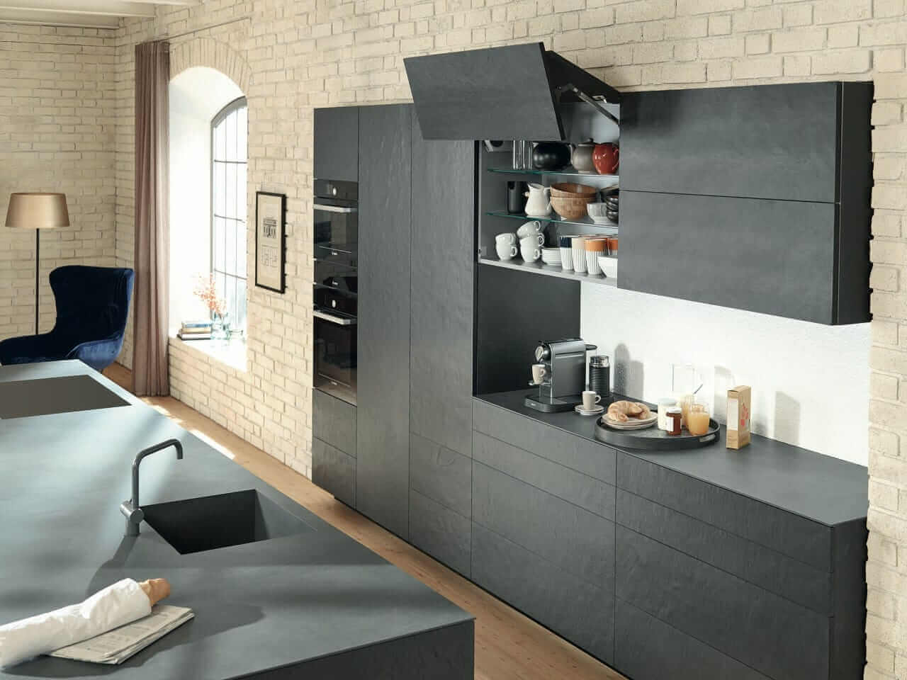 Blum Aventos HF Klappensystem