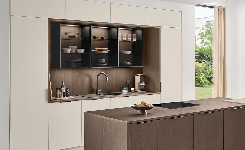 Nobilia Moderne Inselküche Magnolia matt